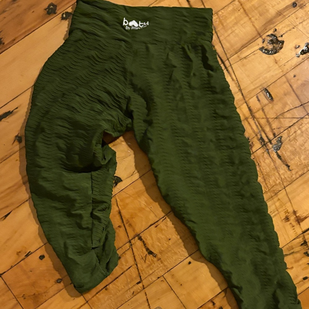 Booty by Brabants cropped Olive Green Leggings
